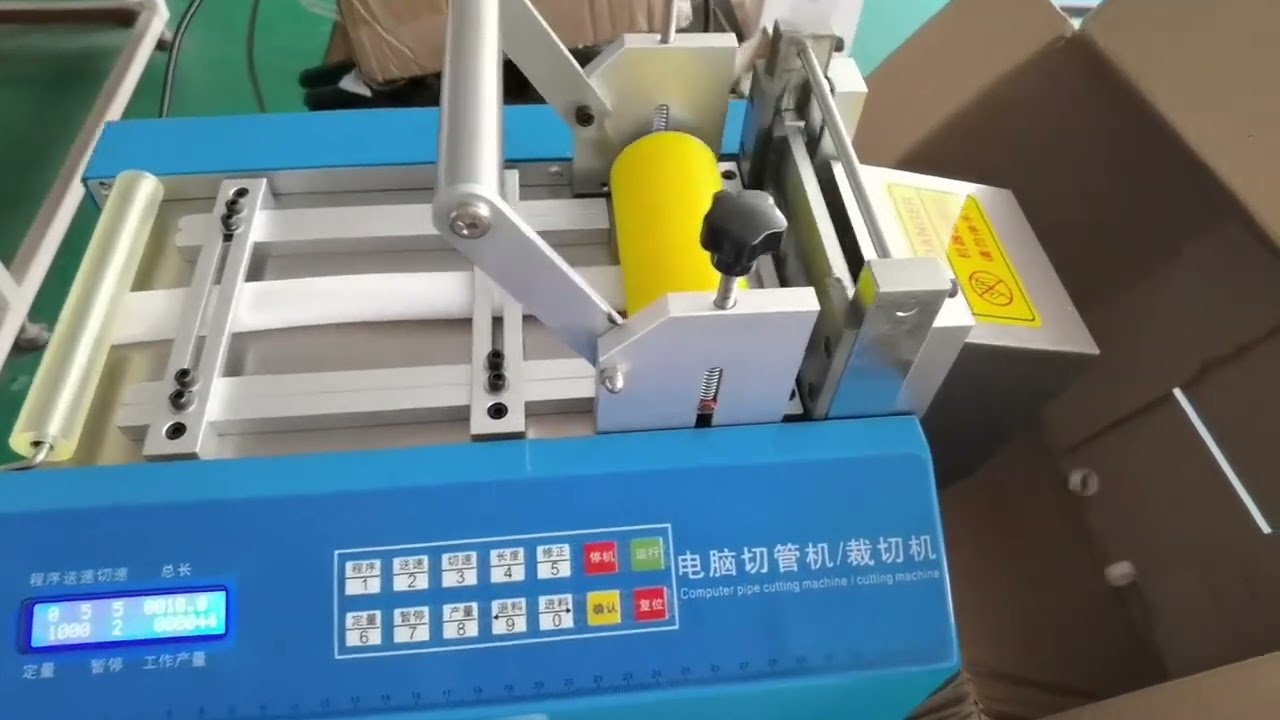 Máy cắt ống tự động hoàn toàn - Cắt ống silicone mềm với chiều dài cắt có thể điều chỉnh (Cảnh quay thực tế)