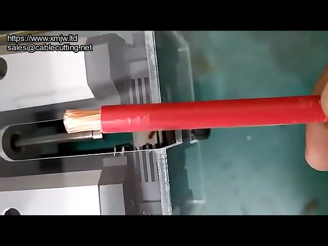 Máy Tuốt Dây Cáp Điện Cảm Ứng Thuần Điện - Tự Động Hóa Chính Xác