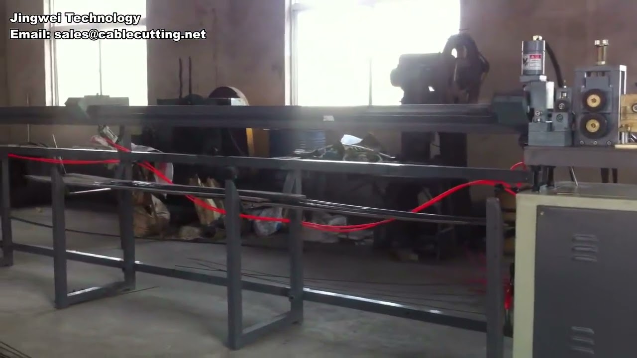 Máy tạo hình kim loại tự động 4 trạm servo thủy lực dành cho dải thép