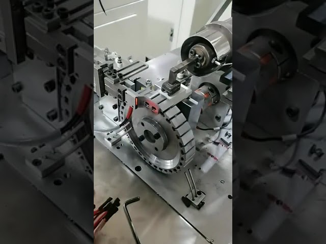 Máy Luồn Vỏ Dây Tự Động - Bóc Lõi, Xử Lý Dây Xoắn Chính Xác