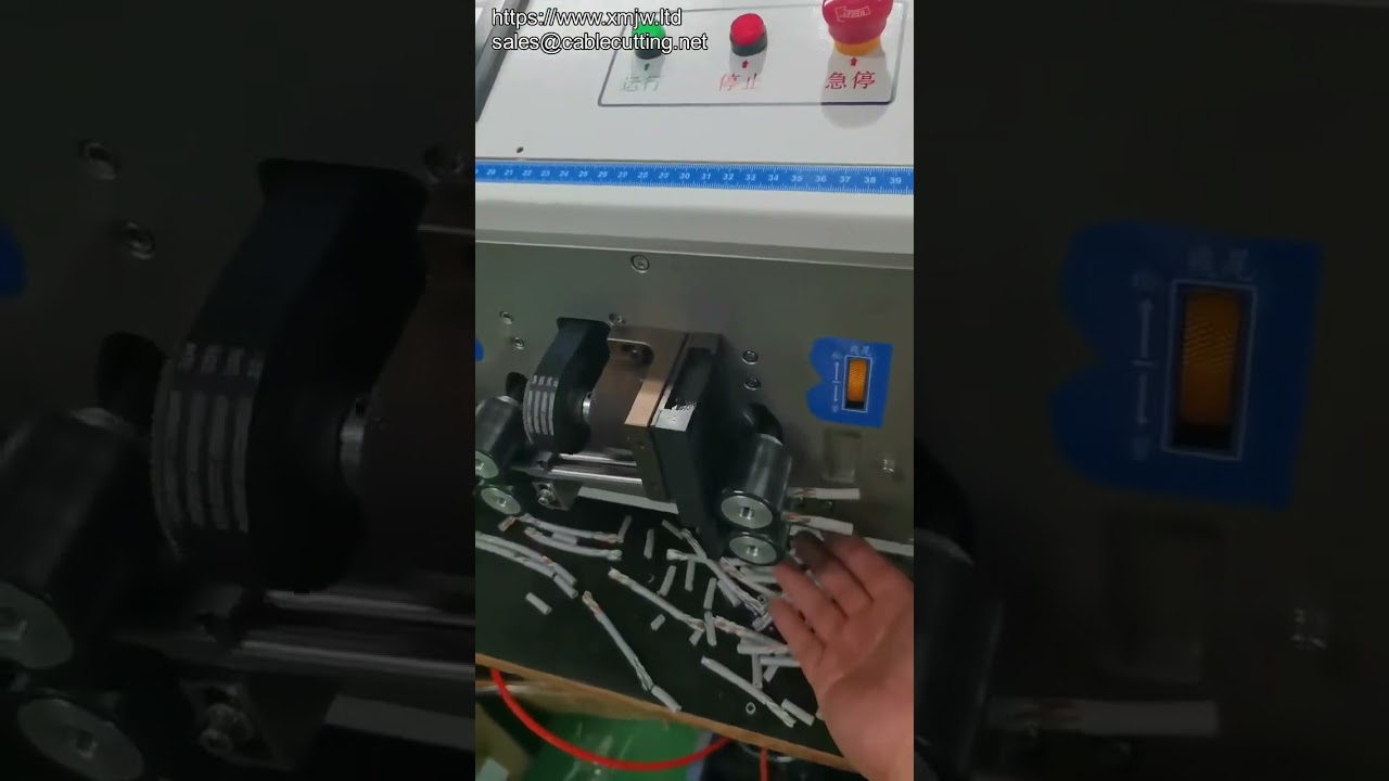 Máy Cắt Và Tuốt Dây Cáp Đa Lõi 5 Lõi Tốc Độ Cao Cho Máy Tính