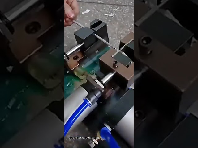 Máy bóc vỏ dây dọc trục khí nén - Máy tuốt dây đa lõi tự động hiệu suất cao