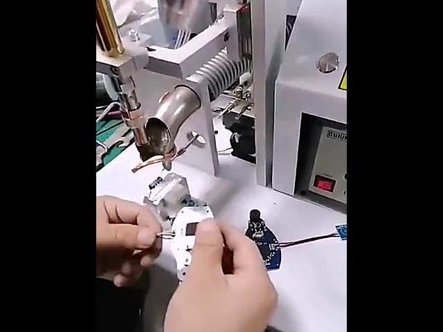 Hệ thống hàn tự động chính xác cao – Tối ưu hóa sản xuất PCB và dây dẫn