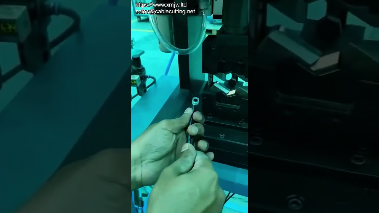 Máy ép đầu cốt dây cáp ô tô tự động - Công nghệ chính xác cao