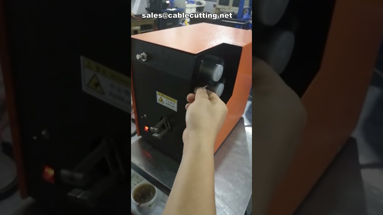 Máy chải dây cáp bọc chống nhiễu tự động - Giải pháp tối ưu cho nhà máy sản xuất dây cáp