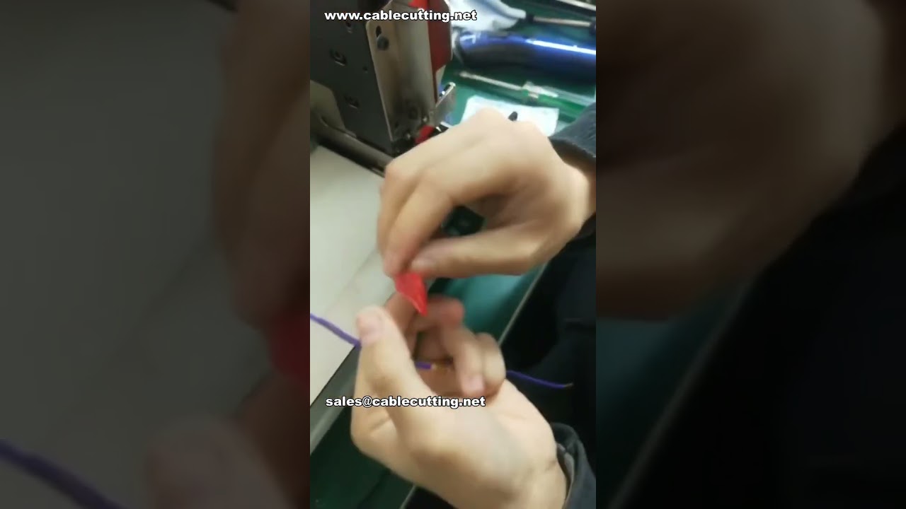 Dán băng dính điểm tán đinh trên dải đồng 20mm | Tự động hóa nhà máy chính xác