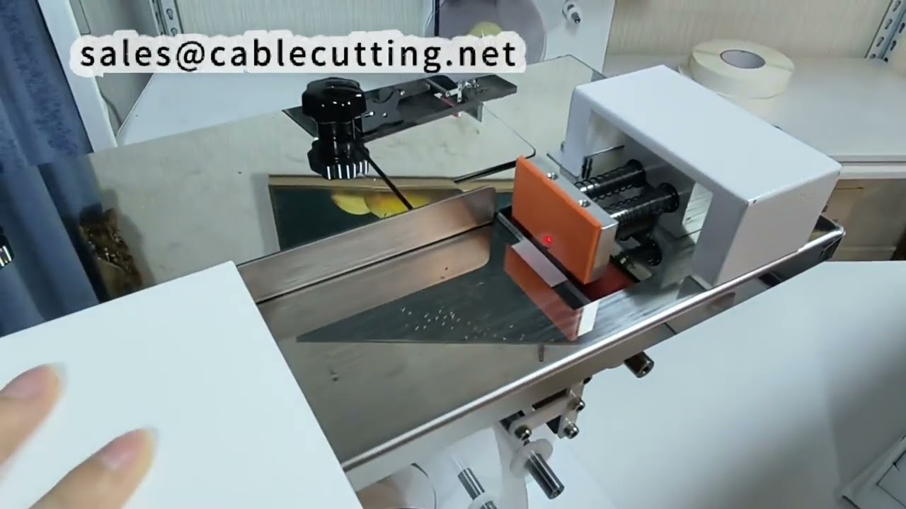 Máy Dán Nhãn Góc Vuông – Dán Nhãn 15-50mm, Tương Thích Hộp Bán Kính Tối Đa 105mm